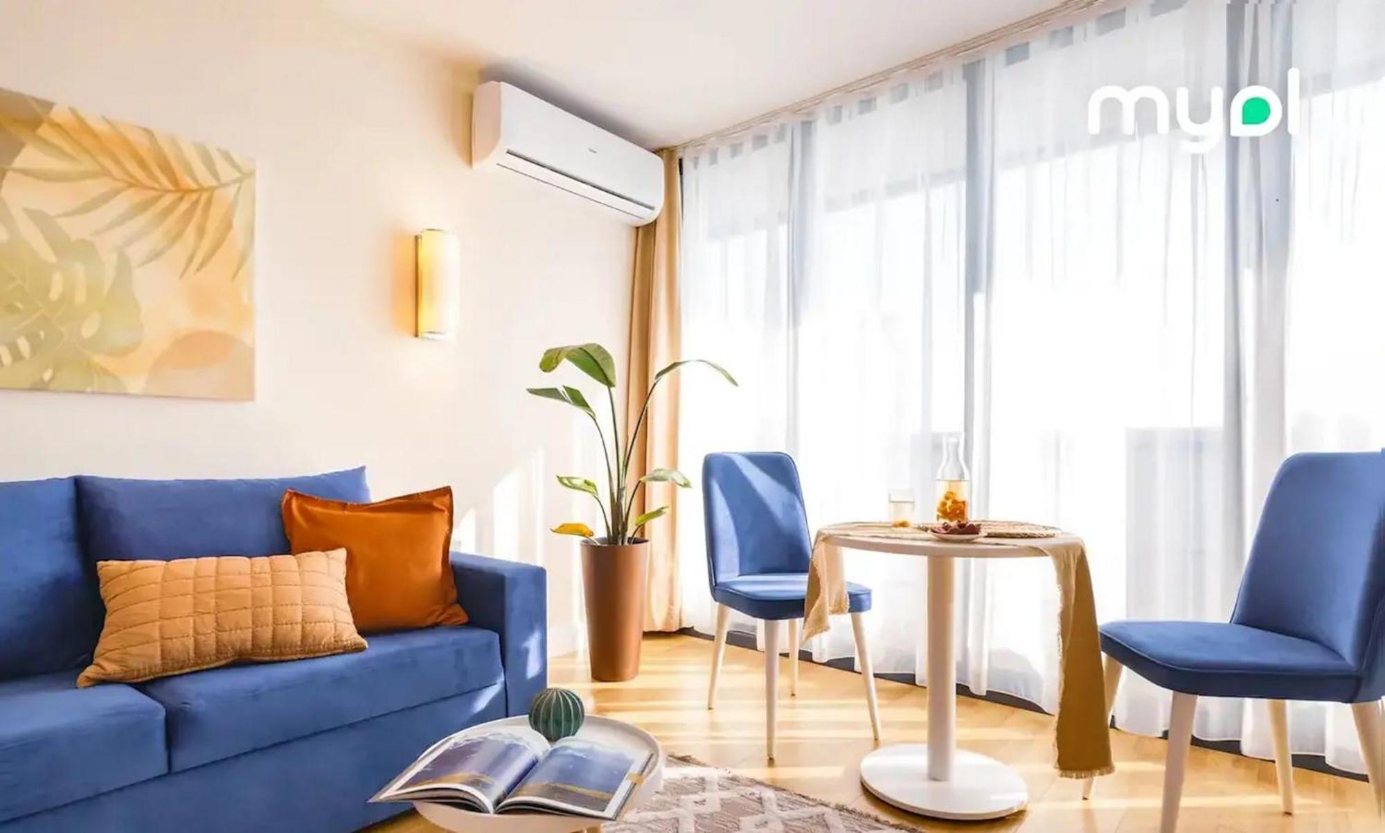 Suites Orbi City Aparthotel Batoemi Buitenkant foto