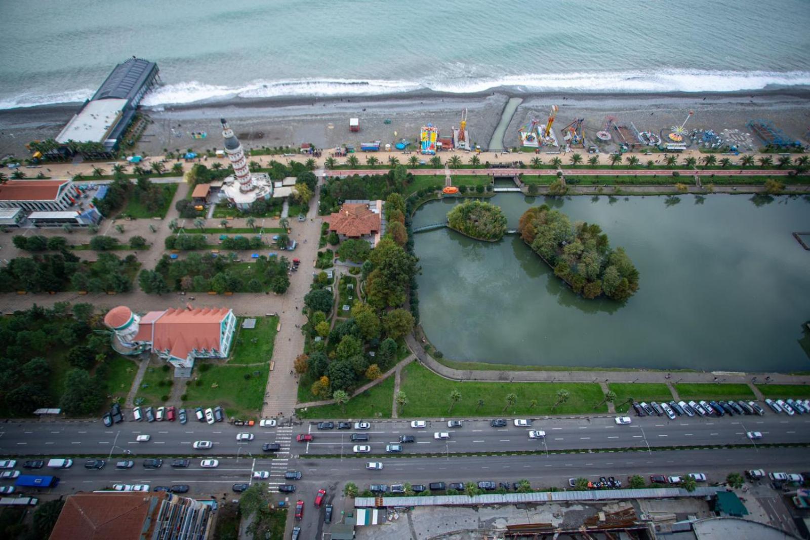 Suites Orbi City Aparthotel Batoemi Buitenkant foto