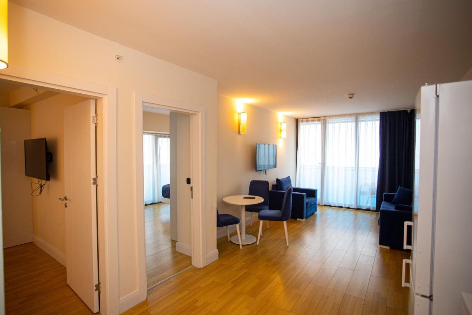 Suites Orbi City Aparthotel Batoemi Buitenkant foto