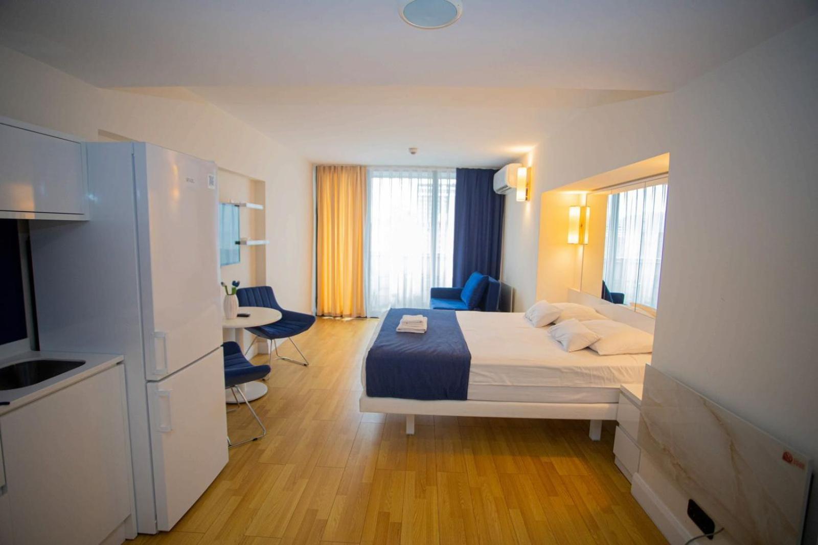 Suites Orbi City Aparthotel Batoemi Buitenkant foto